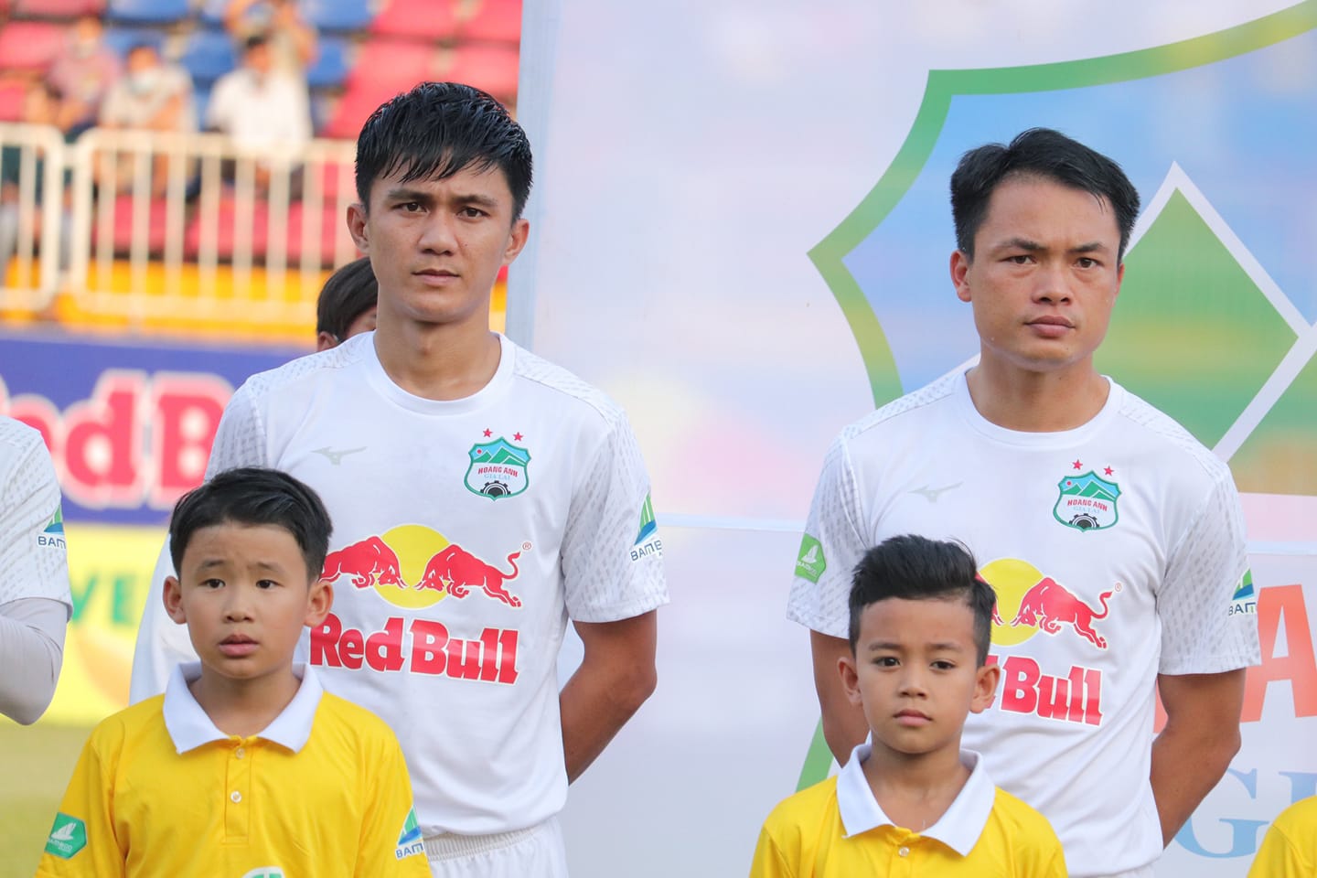Hậu vệ Phan Đức Lễ